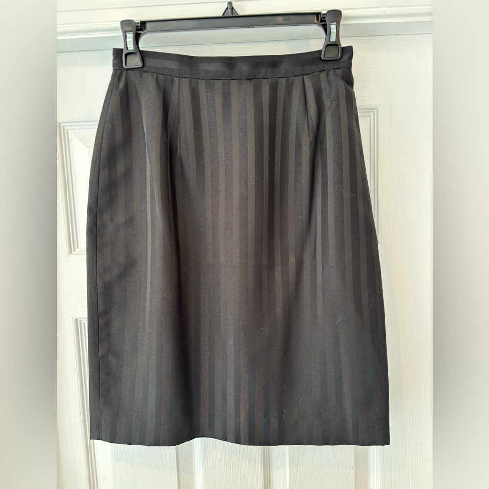 JH Collectibles Vintage Black Striped Pencil Skirt
